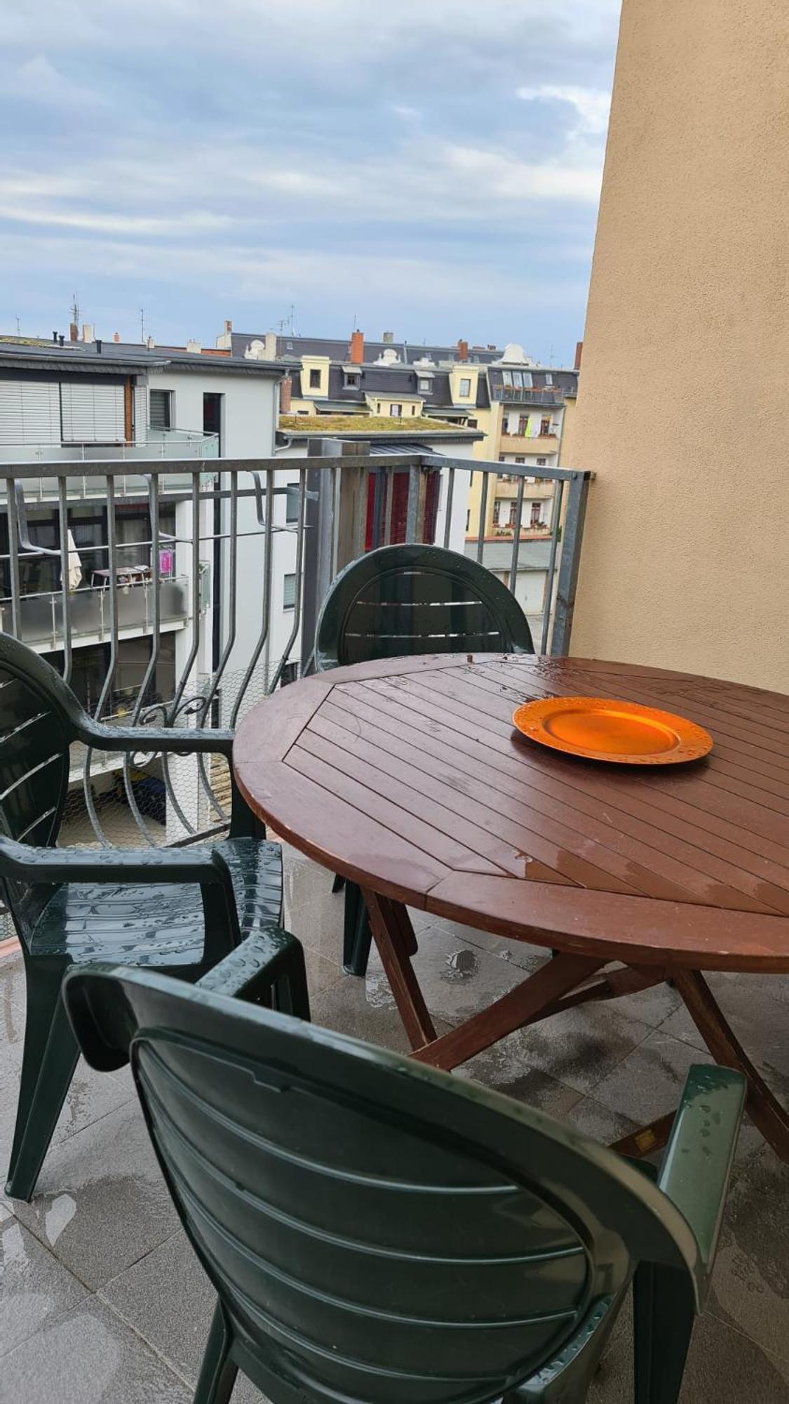 Fw 80 - Ferienwohnung In Bahnhofs- Und Stadtnaehe ゲルリッツ エクステリア 写真